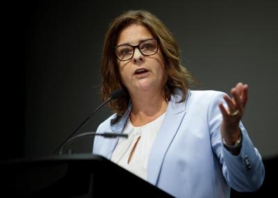 Manitoba may re-examine rail relocation following train derailment