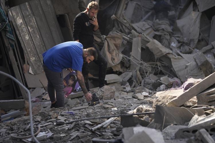Israeli strike on Lebanese army center kills soldier, wounds 18 others