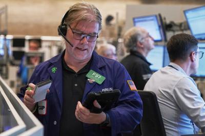 Big Tech stocks lead early gains on Wall Street