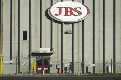 Meat plant cleaning service fined $1.5M for hiring minors