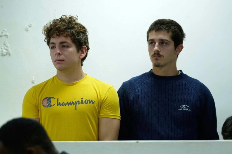 Two Belgian teenagers found with 5,000 ants in Kenya given $7,700 fine or 1-year prison sentence