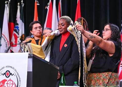 ɫtv R&B singer Jully Black honoured at AFN ceremony for NBA anthem rendition