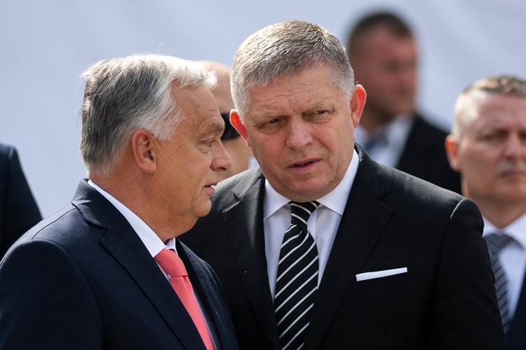 Europe's main center-left political group expels Slovak leader's party for breaching its values