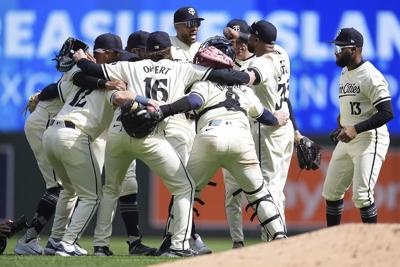 Canada's Julien's homers twice, Correa nabs Ohtani at the plate in Twins' 3-2 win over Dodgers