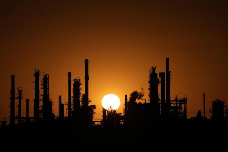 Trump environmental rollbacks would boost pollution and endanger lives, former EPA heads say