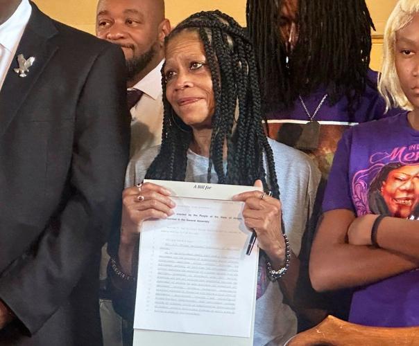Sonya Massey shooting prompts Illinois law requiring disclosure of police recruits' backgrounds