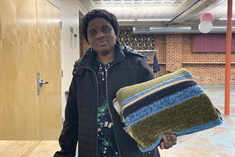 Handmade blankets welcome refugees, immigrants to U.S.