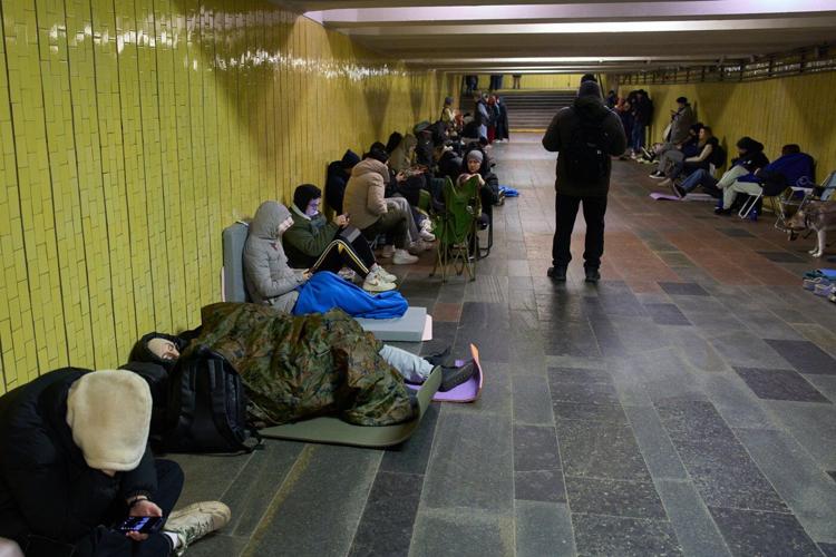 Russian attacks kill 2 in Kyiv as diplomatic efforts to end the war in Ukraine gain momentum