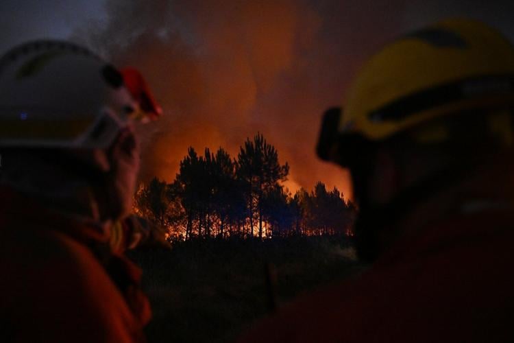 A heat wave threatens to reignite France’s mega-fire near Bordeaux