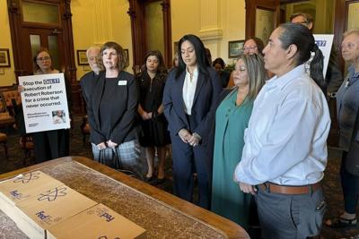 Judge grants Texas lawmakers' unusual effort to pause execution in shaken baby case