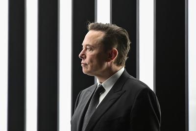 Officials: Musk seeks US funds for Ukraine satellite network