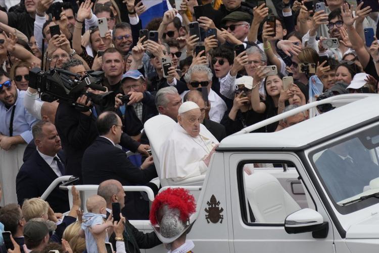 The Latest: Pope Francis dies at age 88