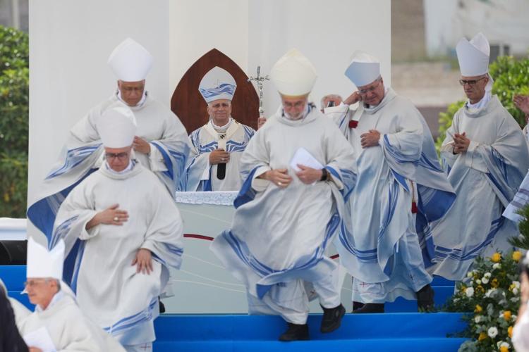Pope heads on vacation after decisive flexing of papal muscle on international and church stage