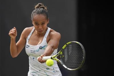 Fernandez through to quarterfinals in Birmingham with win over Golubic