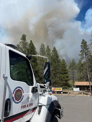 Wind-driven wildfire spreads near popular central Oregon vacation spot and prompts evacuations