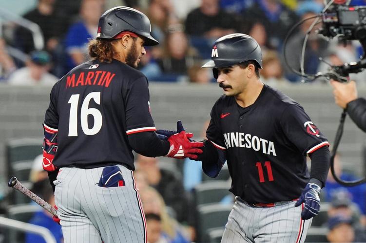 Closer Hoffman gives up two homers as Twins come back for 7-5 win over Blue Jays