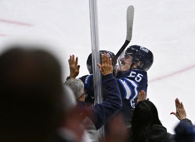 Scheifele pads impressive stats in milestone night for Jets' star