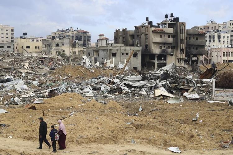Live updates | Fighting rages in southern Gaza and fears grow the war may spread in the region