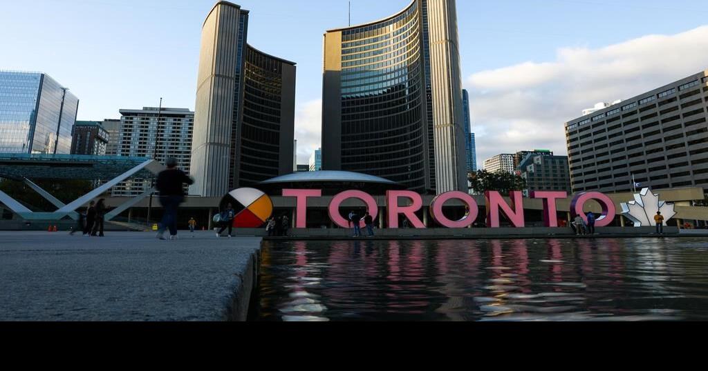 Toronto takes step toward ban on misleading fossil fuel ads, following TTC move | Business News