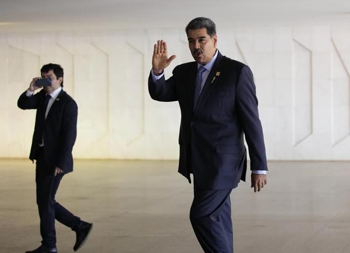 South America's leaders meet in Brazil to discuss greater regional cooperation