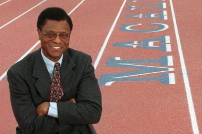 Former NFL star, CBS anchor Irv Cross had brain disease CTE