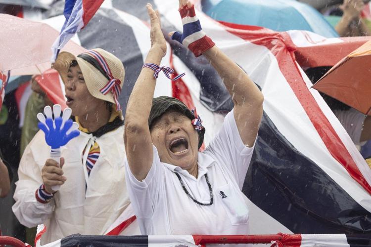 Protesters rally in Bangkok to demand Thai prime minister's resignation over leaked Cambodia call