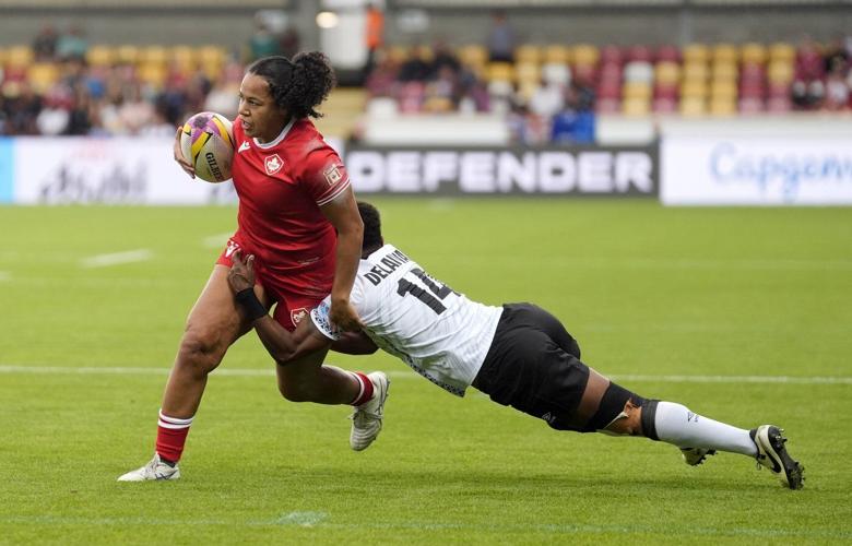 Schell scores six tries as Canada thumps Fiji at Women's Rugby World Cup