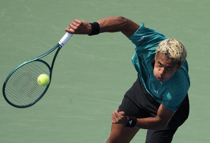 Davidovich Fokina upsets 12th seed at National Bank Open; Diallo last Canadian hope