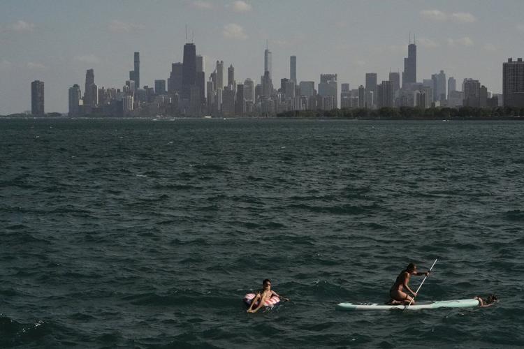 Eastern half of US sweltering again, with dangerous heat wave expected to last until midweek