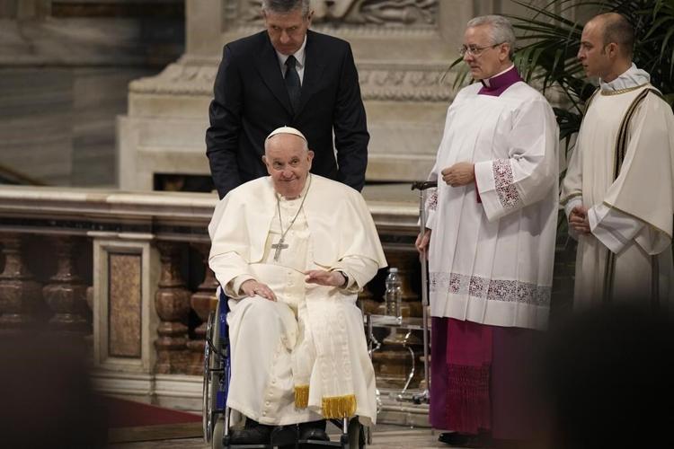 Pope Francis to miss Way of the Cross event in cold Rome