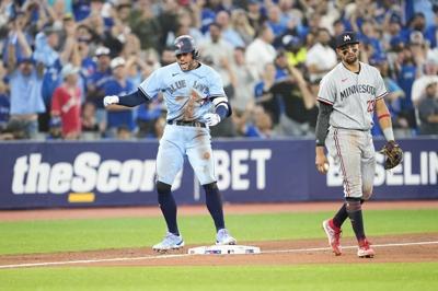 Minnesota Twins end five-game skid with 3-2, 10-inning victory over Toronto Blue Jays