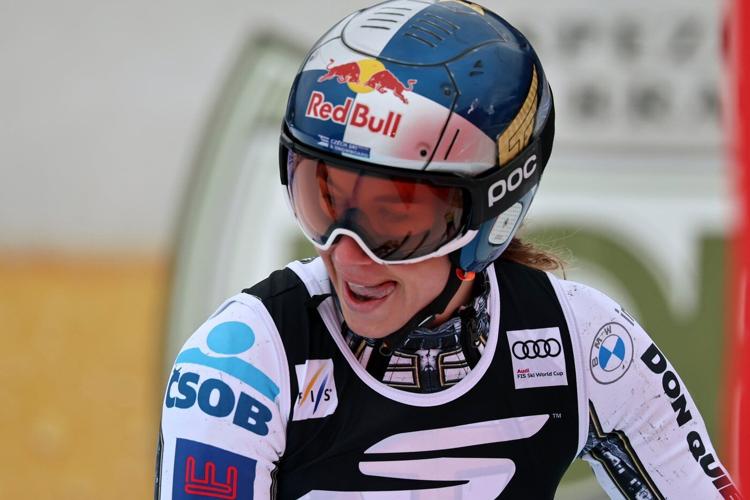 Lindsey Vonn's consistency is unparalleled in the Olympic ski season with 7 podiums in 8 races
