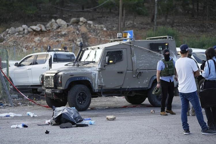 Palestinian attacker opens fire at West Bank gas station, kills at least 4 people