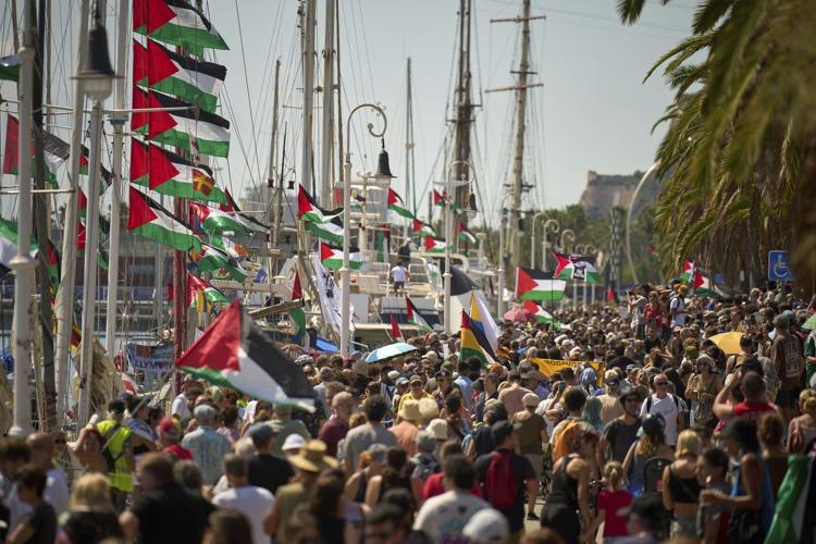 Ships carrying aid, activists and celebrities set sail from Barcelona to Gaza
