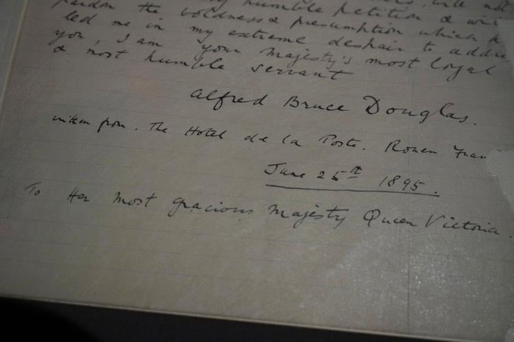 Historic love letters from royals, rogues and romantics go on show at Britain's ��ɫtv Archives