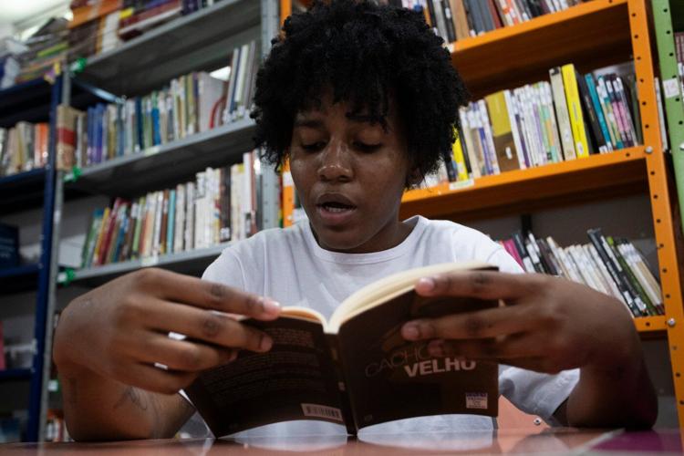 Brazilian inmates find relief and reduce sentences through reading