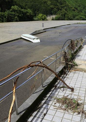 Heavy rain from tropical storm raises flood risks in the Tokyo region