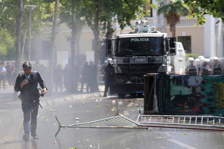 Albanian police use tear gas and pepper spray as Tirana protest turns violent