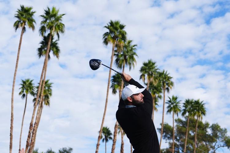Scheffler starts the new year with a 63. It allowed him to keep pace at The American Express