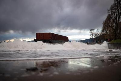 Seulement deux amendes infligées en quatre ans pour des bateaux abandonnés au Canada