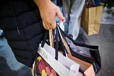 Ontario to give retailers the option of opening on Family Day and Victoria Day