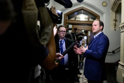 Ontario Liberals to pick byelection candidate in heated race