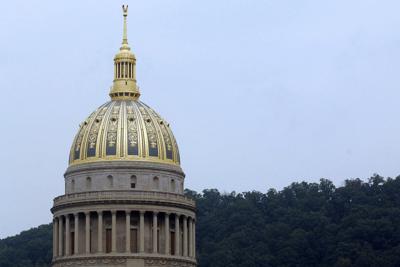 West Virginia lawmakers oust delegate-elect on house arrest who made terroristic threats