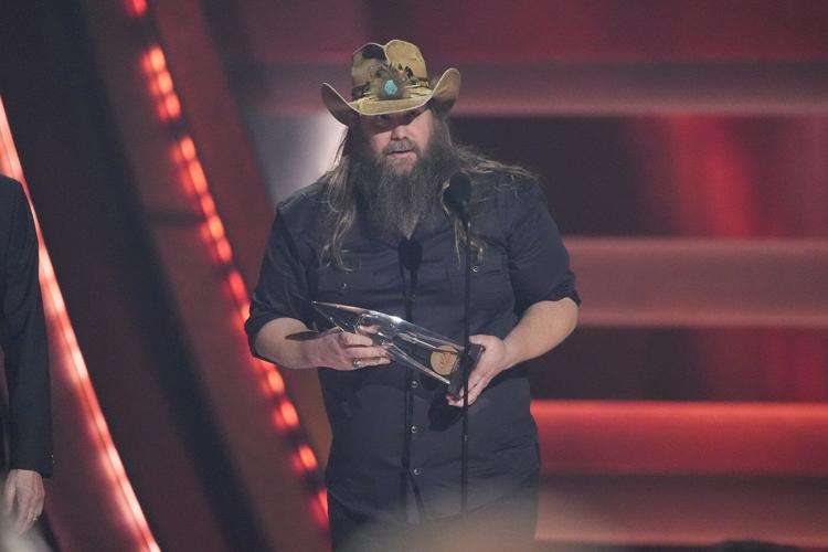 Chris Stapleton scores big early wins at the Country Music Association Awards