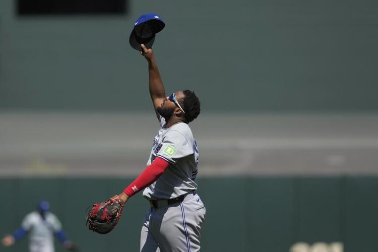 Danny Jansen and Spencer Horwitz homer, Kevin Gausman pitches Blue Jays past Giants 5-3