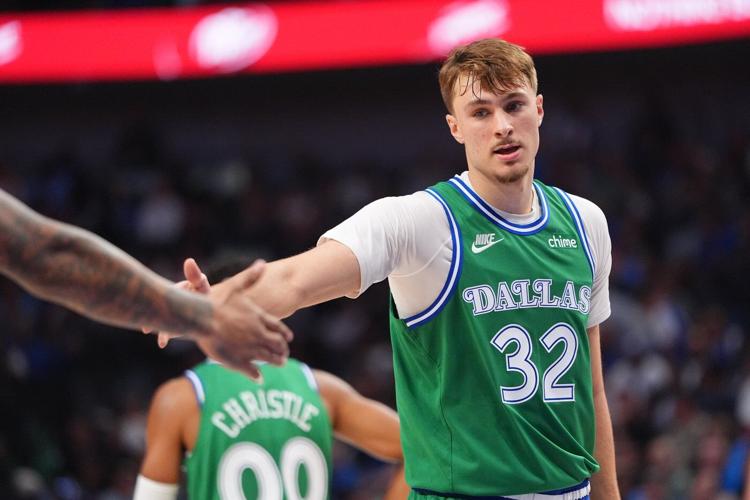Cooper Flagg scores 22 points as Mavericks beat Raptors 139-129