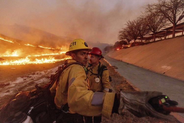 PHOTO COLLECTION: California Wildfires Kenneth Fire