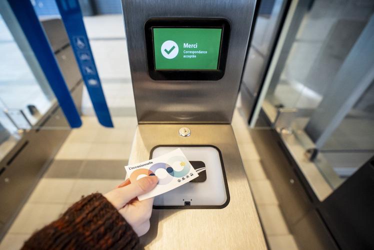 'Truly incredible': Commuters impressed with new branch of Montreal's rail network