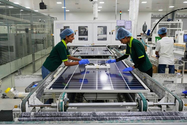 India delays climate pledge, pressures rich nations on funding at UN climate talks