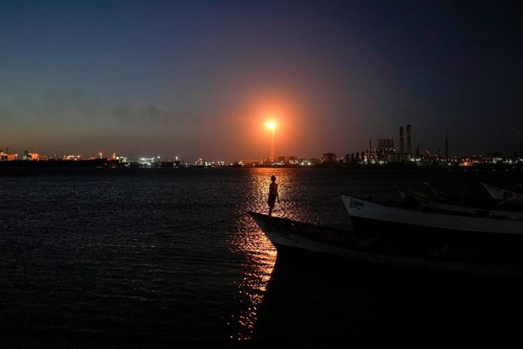 Photos show daily life along Venezuela’s oil coast after Maduro’s capture